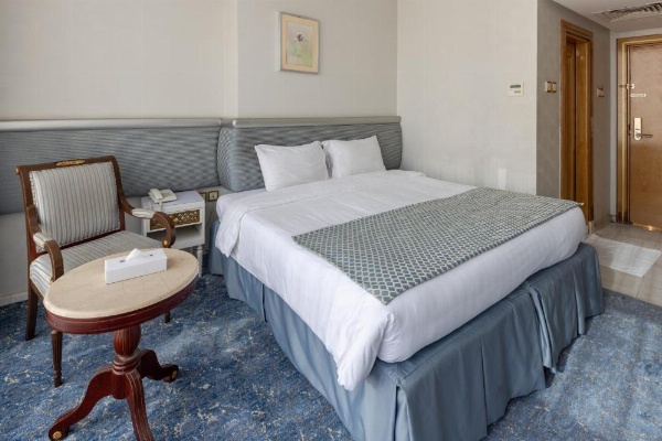 Montana Al Azizia Hotel image 18