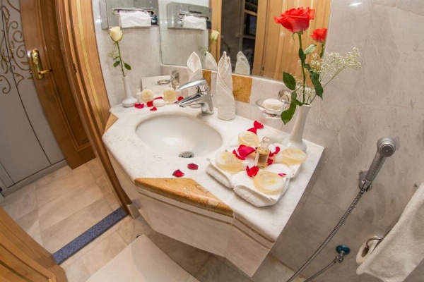 Montana Al Azizia Hotel image 20