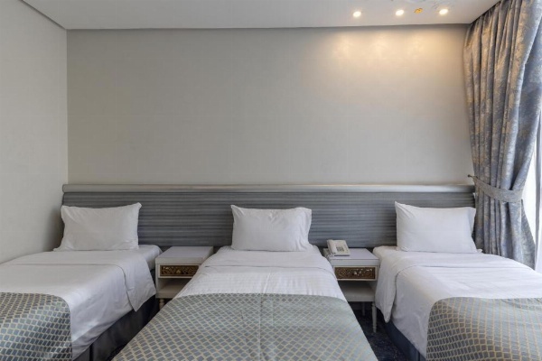 Montana Al Azizia Hotel image 35