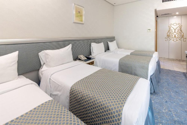 Montana Al Azizia Hotel image 36